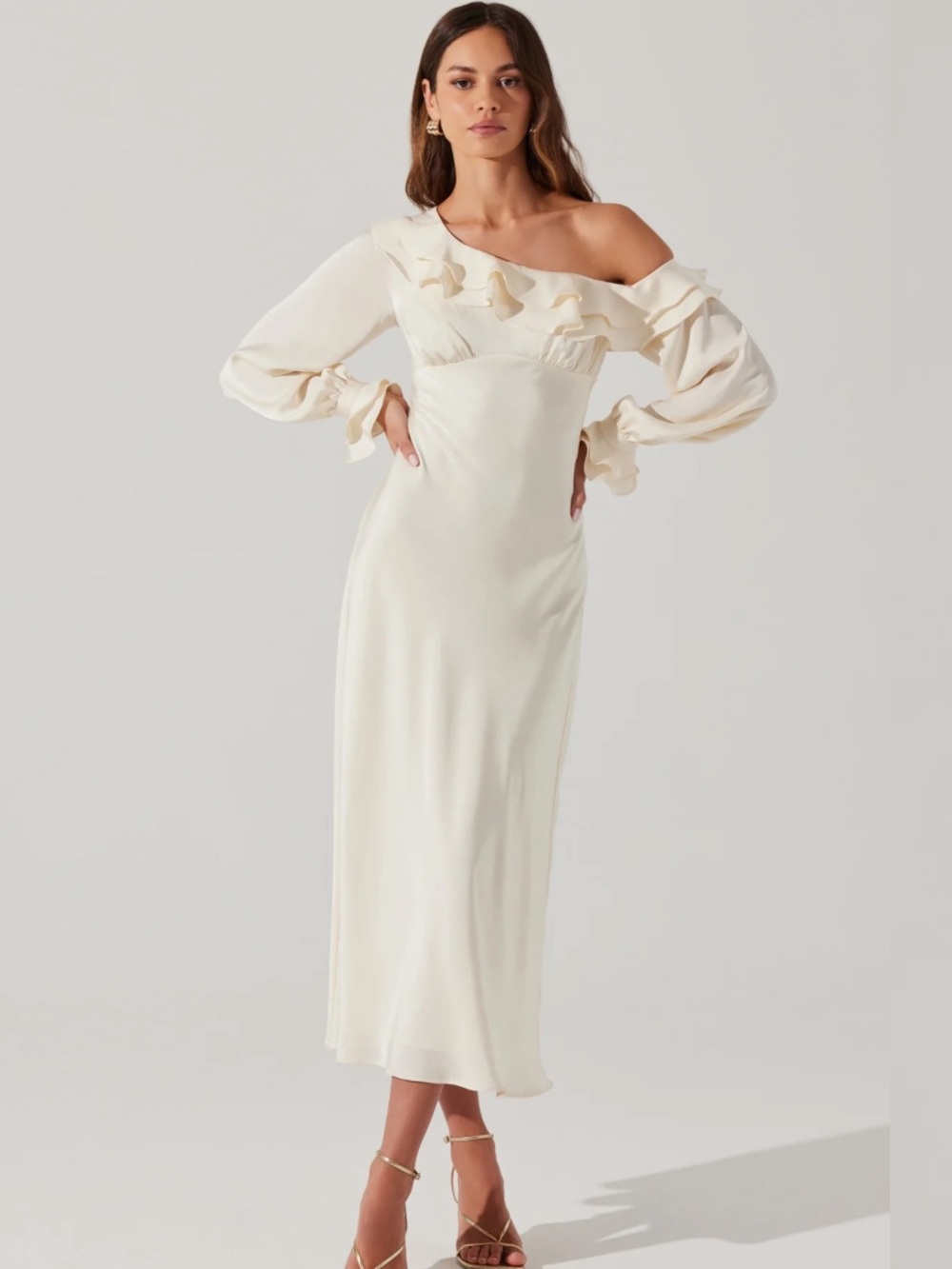 BRAND NEW ASTR THE LABEL Coraline Off the Shoulder Satin Dress